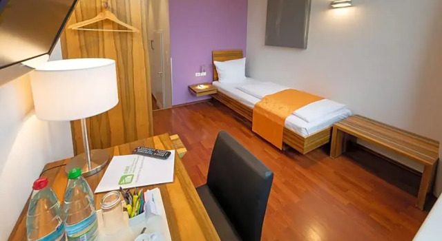 Номер Economy AMH Airport-Messe-Hotel Stuttgart