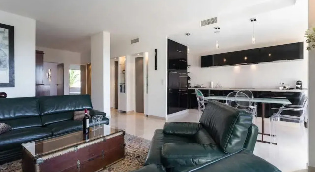 Nice Booking - Lanterne Terrasse Vue mer Parking, Забронировать Отель Отели Ниццы с парковкой, рядом с Carras Plage, Парковка