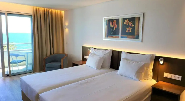 Двухместный номер Superior с видом на море Hotel Roca Mar