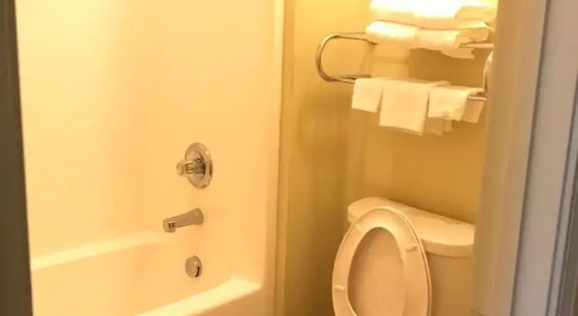 Четырёхместный номер Standard City Heart Inn & Suites