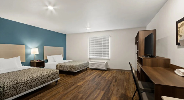 Четырёхместный люкс WoodSpring Suites Tolleson - Phoenix West