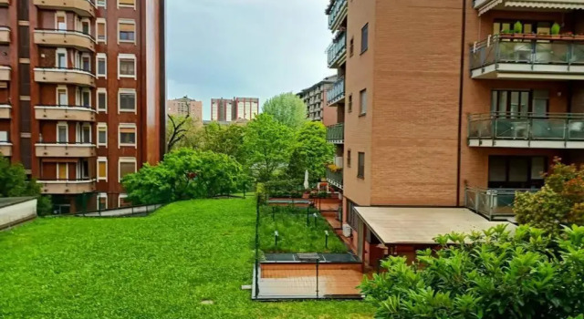 Beautiful & Cozy. With Balcony & Piano, Buchen Sie Hotel Mailand Lombardei