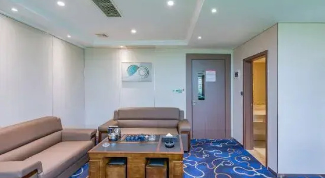 Nante Interational Hotel, Rezervasyon Otel Guangdong otoparklı oteller, Otopark
