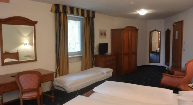 Трёхместный номер Standard с балконом Hotel Marlingerhof