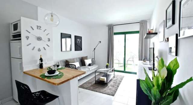 Holyhome Apartment 305, Забронировать Апартаменты/квартира Отели Канарских островов с бассейном, Бассейн