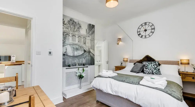 Superb Central First Floor Studio Apartment #8, Забронировать Апартаменты/квартира Апартаменты Кембриджа, рядом с The Fitzwilliam Museum, Апартаменты/квартира