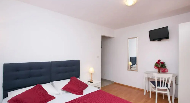 One Bedroom Apartment Nincevica street, Prenota Appartamento Splitska 