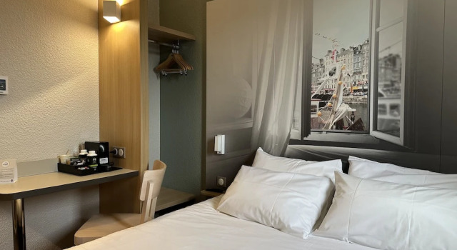 Двухместный номер Superior B&B HOTEL Honfleur
