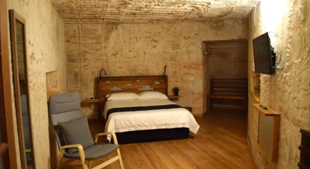 Апартаменты Deluxe Dug Out B&B