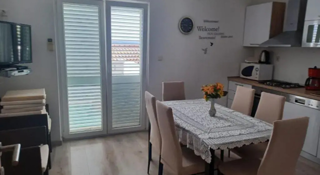 Apartments Marija, Buchen Sie Ferienwohnung Hotels in Gespanschaft Split-Dalmatien mit Pool, Schwimmbad