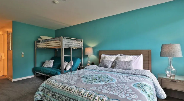 KCIS 612/613 - Forest Suites: Sleeps 10 in Killington Center
