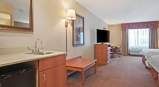 Четырёхместный люкс c 1 комнатой Comfort Inn & Suites Rapid City near Mt Rushmore
