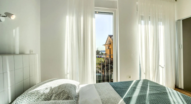 Holiday Home Dario, Забронировать Отель Отели Новиград 3 звезды, 3*