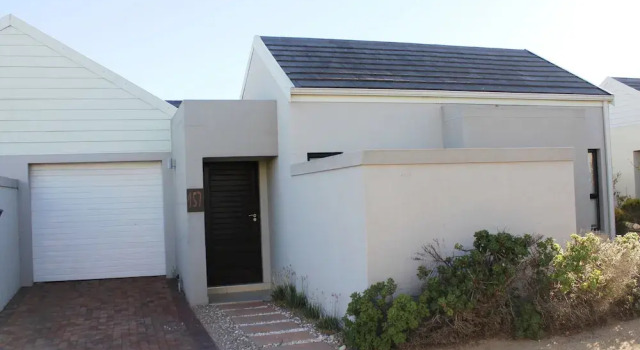 Break-A-Way, Langebaan, 4-sleeper, Забронировать Дом для отпуска Лангебан провинция Западный Кейп, рядом с Гольф-клуб Langebaan