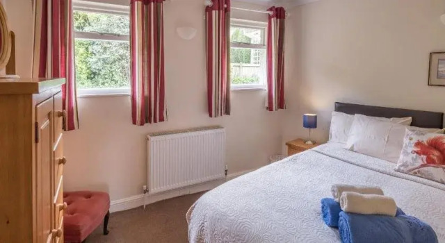 Luccombe Villa Holiday Apartments, Book Lejlighed Hoteller i Shanklin med pool, Swimmingpool