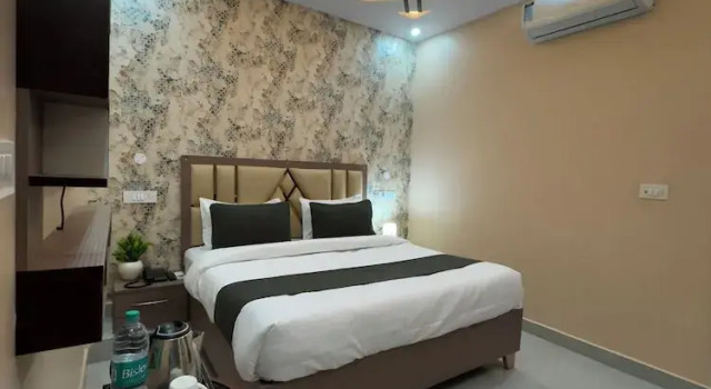 Номер Deluxe Hotel Anmol Inn