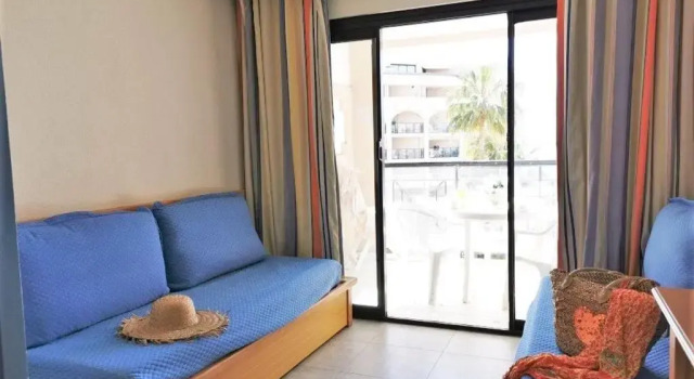 Appartement Cannes la Bocca, 1 pièce, 5 personnes - FR-1-609-33