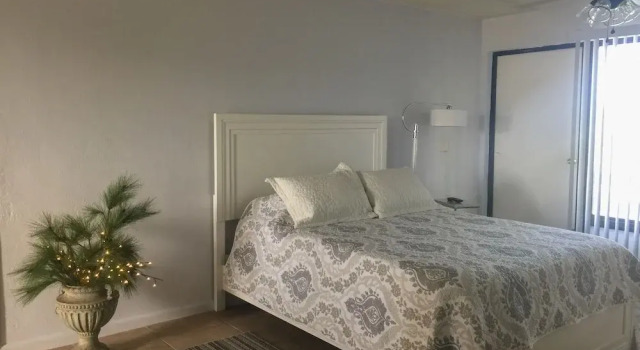 Capri Lodge, Book Hotel Thousand Islands Florida