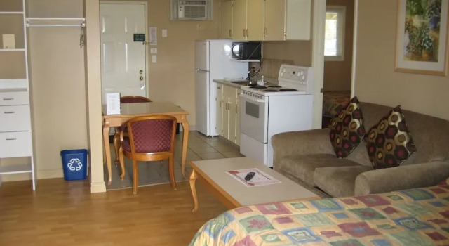 Люкс Okanagan Seasons Resort