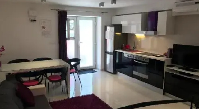 Studio Apartman, Prenota Appartamento Splitska 