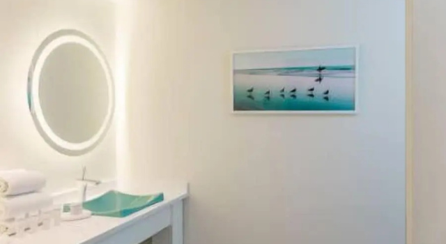Двухместный номер Deluxe с балконом The Break Hotel