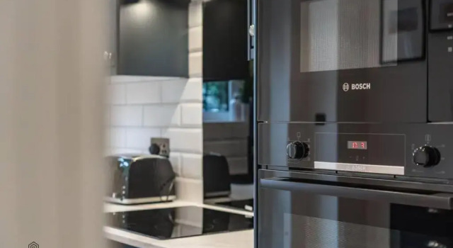 Апартаменты Stylish Home with Free Parking - 10 Mins To Legoland!