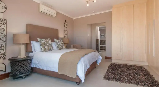 Двухместный номер Standard с балконом и с видом на море Whale Away Guest House