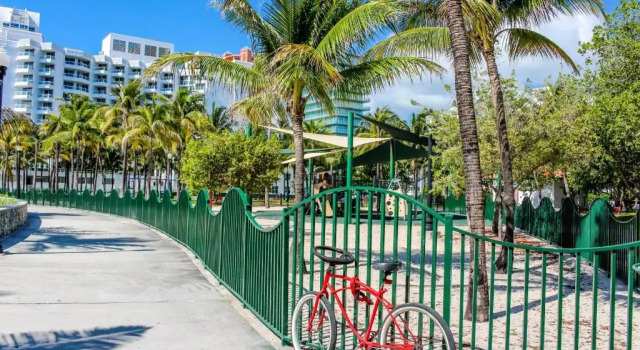 Апартаменты с 2 комнатами South Beach Two Bedroom Apartment