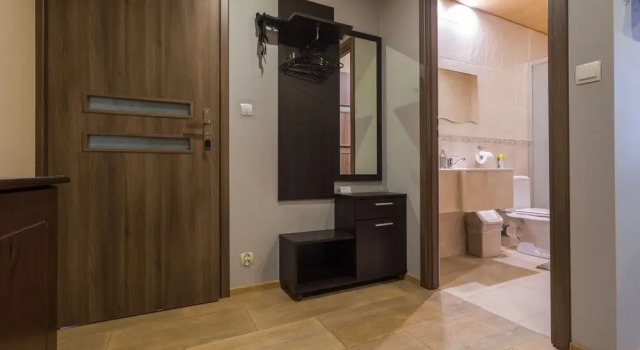 Brzozowe Wzgórze, Rezerwuj Hotel Wołkowyja 