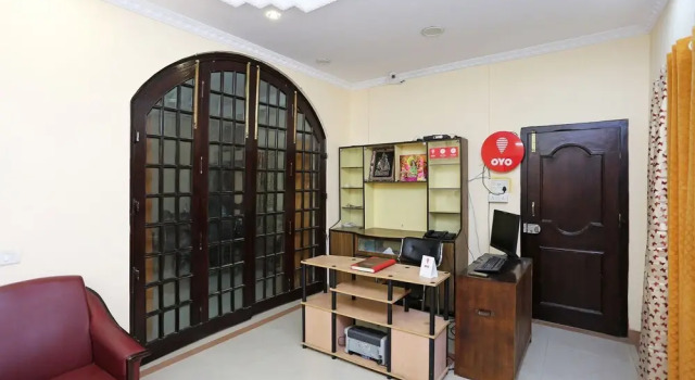OYO 10077 Indrapuri