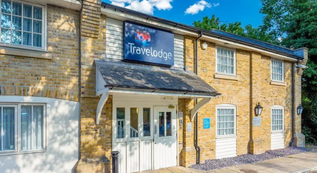 Travelodge London Snaresbrook, Забронировать Отель Лондон Большой Лондон, рядом с Снарсбрук