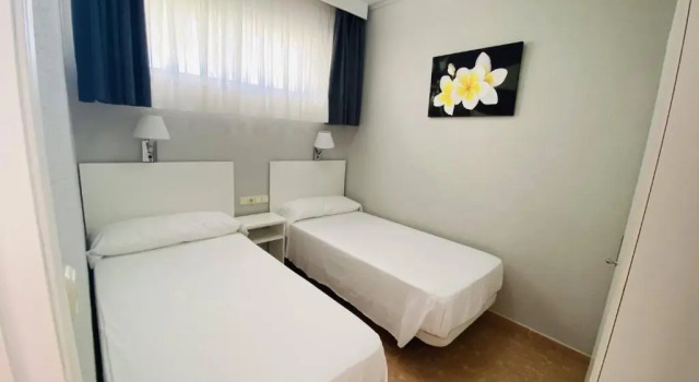 Апартаменты с 2 комнатами с частичным видом на море Hotel Los Jazmines