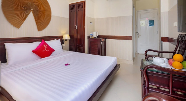 Номер Luxury Pink Horizon Saigon Airport Hotel