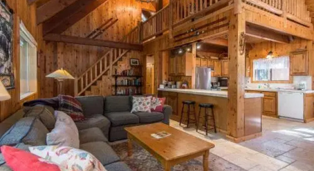 Grill Walk to Beach Cabin, Забронировать Отель Хоумвуд Норт-Лейк-Тахо