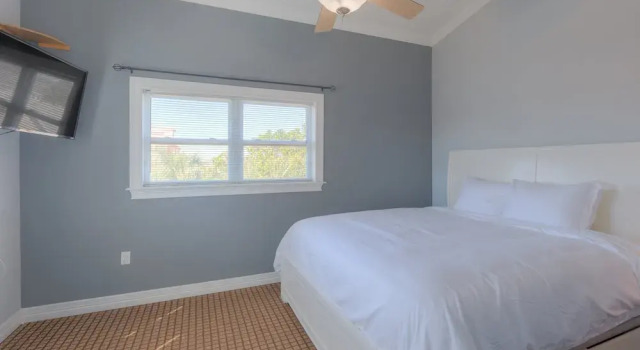 Pet Friendly Oceanviews Yellow A! Sleeps 6