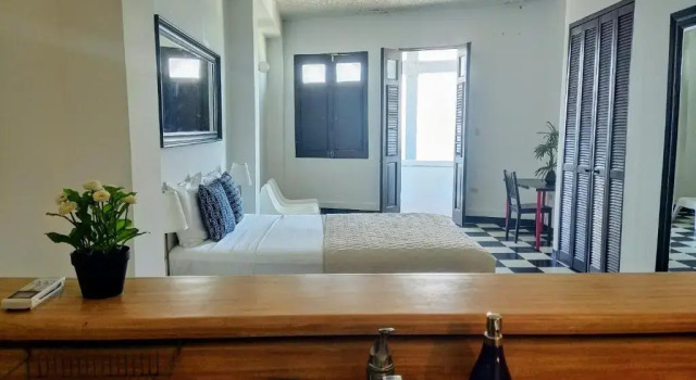 Апартаменты с видом на море La Capitana Old San Juan Building