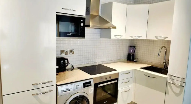 Апартаменты Luxury Aspire Suite - Douglas Luxury Apartments