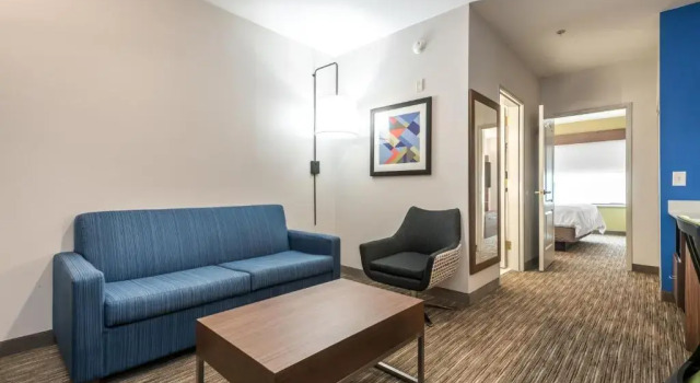 Люкс Holiday Inn Express Hotel & Suites Lagrange I-85 by IHG