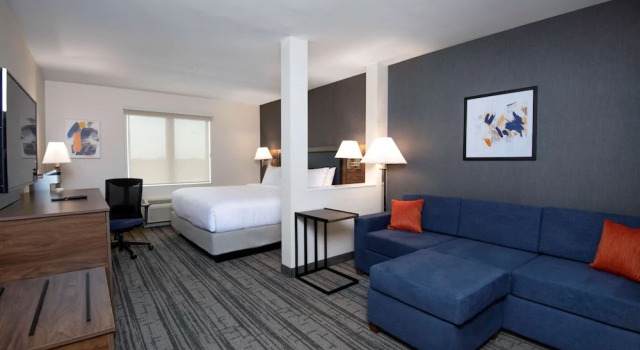 Двухместный люкс Comfort Inn & Suites