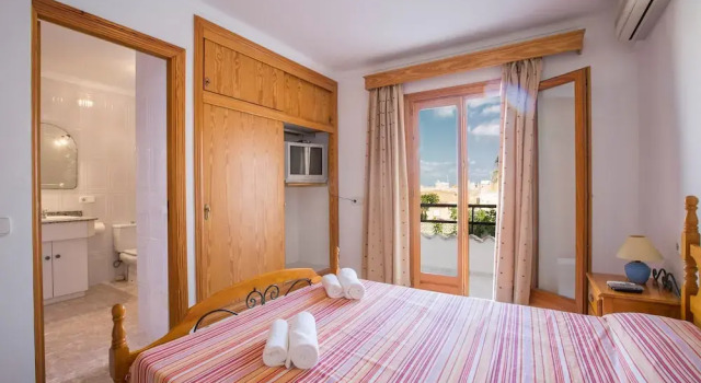 Cabreret, Rezerwuj Hotel Hotele w Majorka z parkingiem, Parking