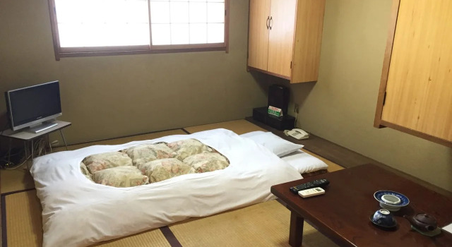 Kasuga Ryokan, Забронировать Отель Отели Минато с парковкой, Парковка