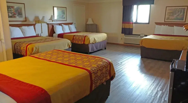 Люкс Home Suites