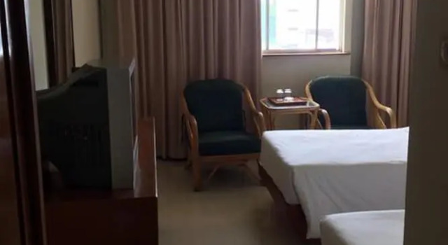 Двухместный номер Standard Paradorn Inn