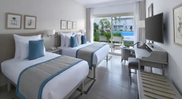 Трёхместный номер Superior Отель JAZ Elite Casa Del Mar Beach