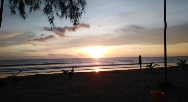 Sanuk Bungalow