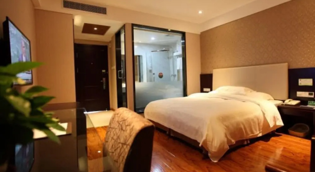 Двухместный номер Standard GreenTree Alliance YanTai YingChun Street Green Homeland Hotel