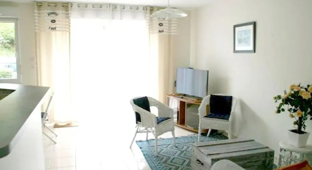 Apartment With 2 Bedrooms in Saint Goustan Auray, With Terrace - 15 km, Rezerwuj Apartament  