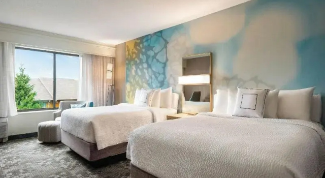 Четырёхместный номер Standard Courtyard by Marriott Dayton North