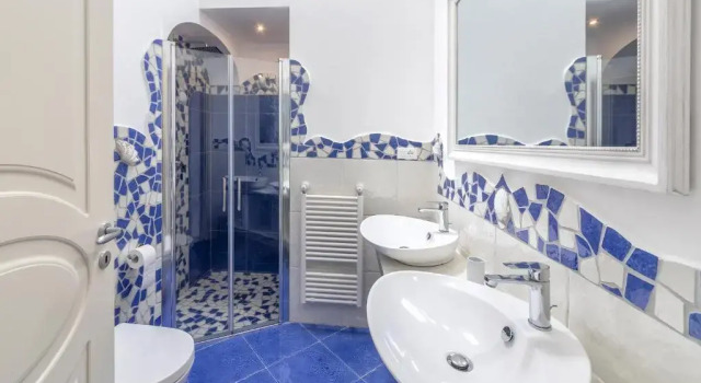 Вилла с видом на море Villa Dei Lecci 