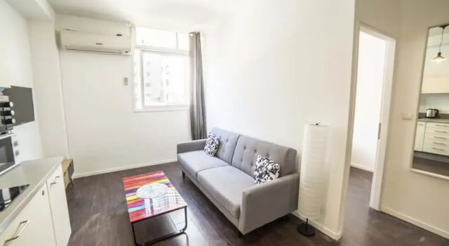 Saronas Flats, Забронировать Апартаменты/квартира Тель-Авив Тель-Авивский округ, рядом с Синематека
